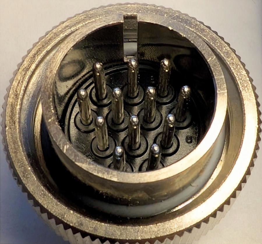12 pin EE Connector (overlay)